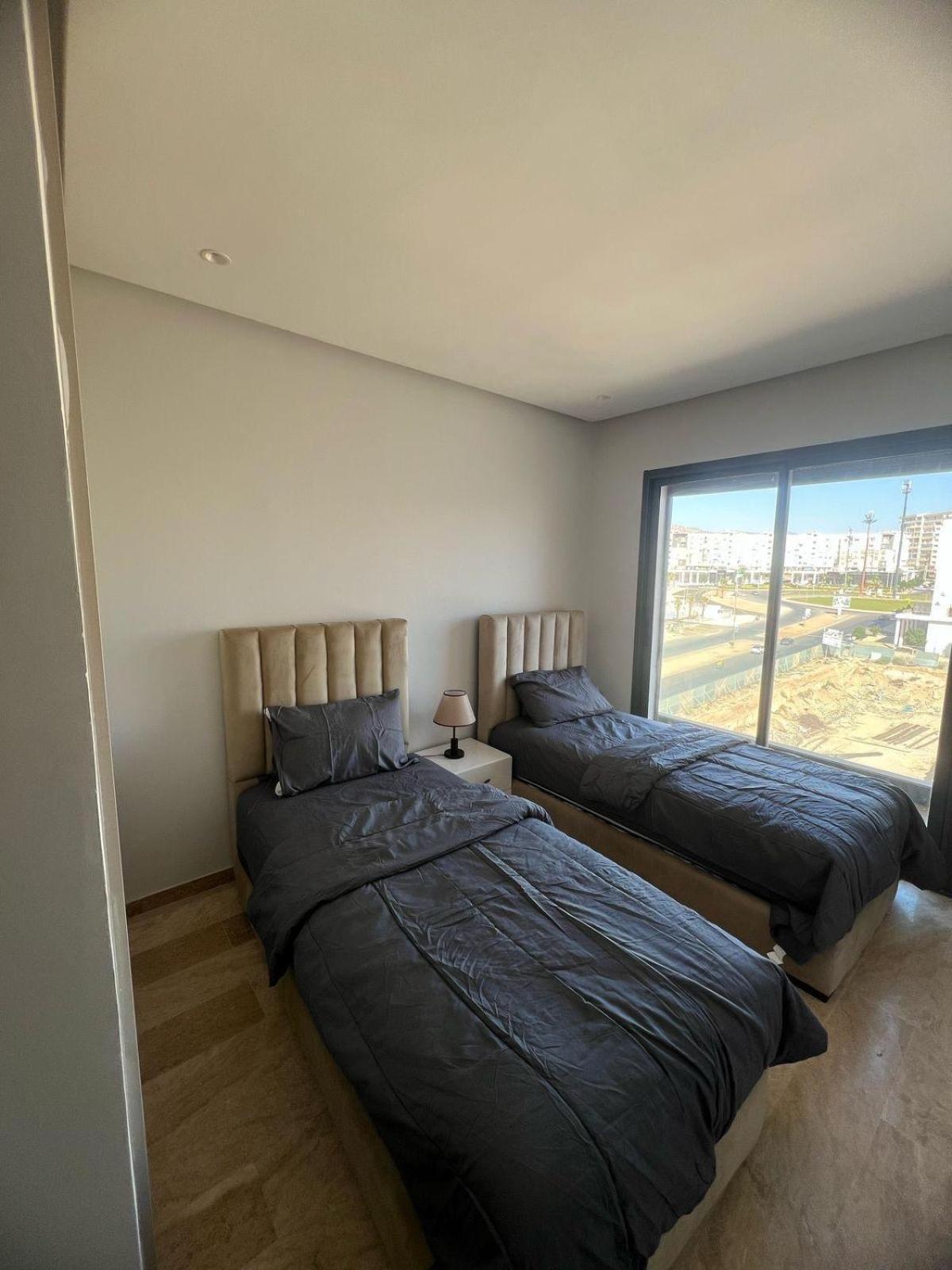 Apartment 2br 2ba Indoor Parking *